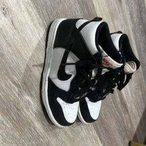 Preschool boy panda high Top Nike Dunks